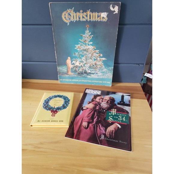 Vintage‎ Christmas Books - Picture 1 of 11